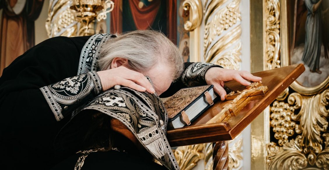 Как наркоман почувствовал любовь старца. И почему один человек не может дать тебе все