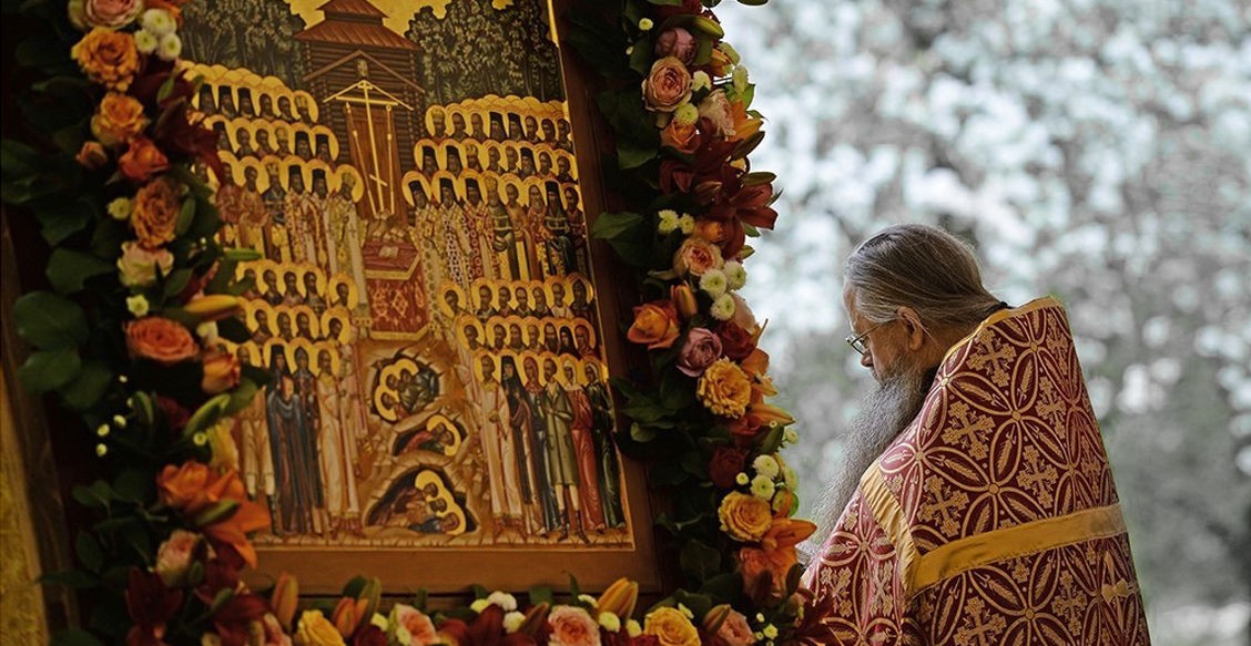 Почитания новомучеников в России не сложилось. А мы гордимся тем, чего надо стыдиться