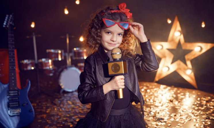 «В детских шоу опасно все – и участие, и проигрыш, и победа». Что может случиться с вашим ребенком после великой славы