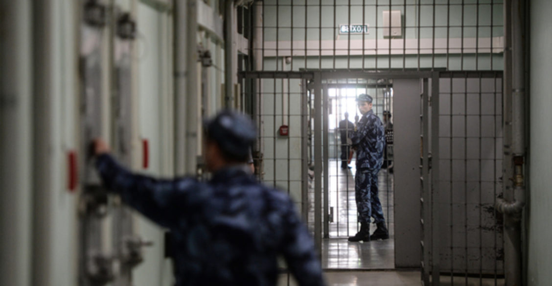 «Следы от электрошокера признали укусами клопов». В России задержанных пытают, но это невозможно доказать