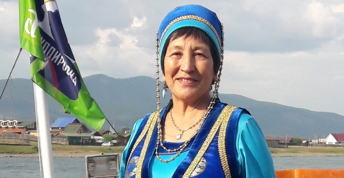 «Дорога вдохнула в поселок жизнь, но люди перешли все границы». Как добиться щадящего туризма на Байкале