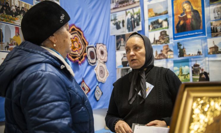 «Иди к Савве, он всем прощает!» Почему православным нужно разрешение на радость