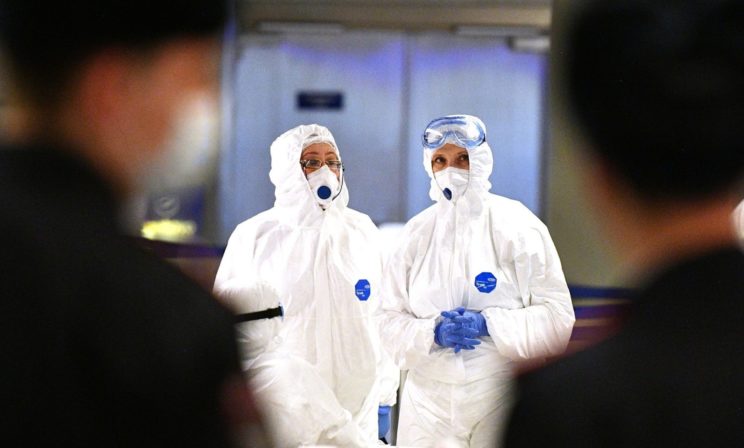 Мир оказался не готов к Covid-19. Что будет в странах, где на 100 тысяч человек - три врача?