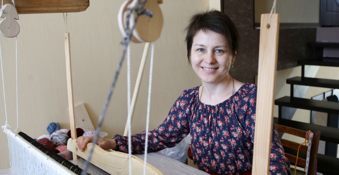 «Подполковник ты или нет? Вставай и иди!» Как Елена Богданова пережила рак и стала ткачихой