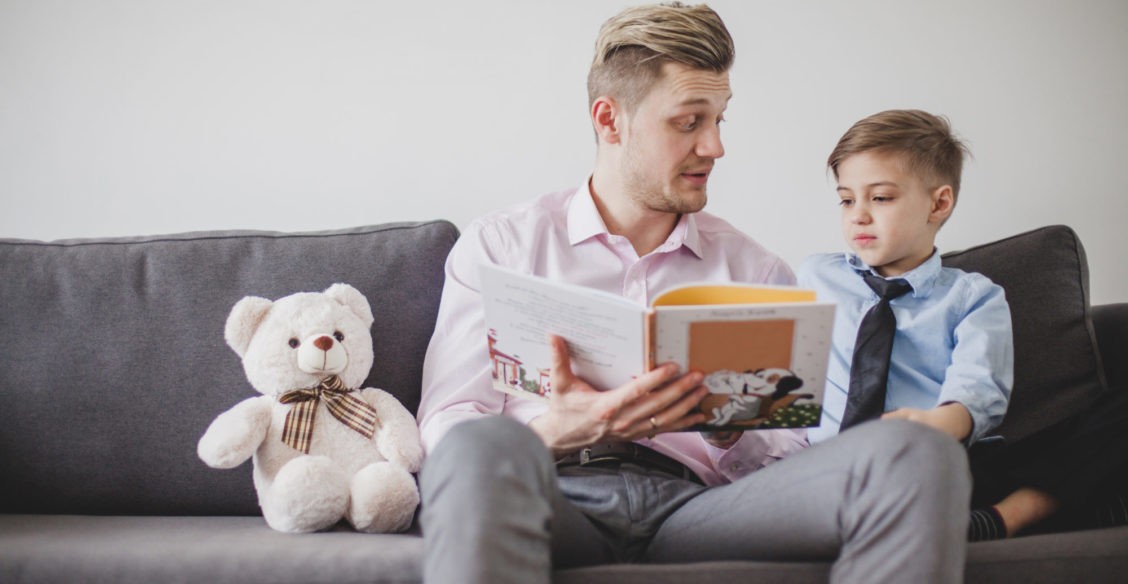 «Да разве это для детей?!» 4 книги, которые можно прочесть всей семьей во время карантина