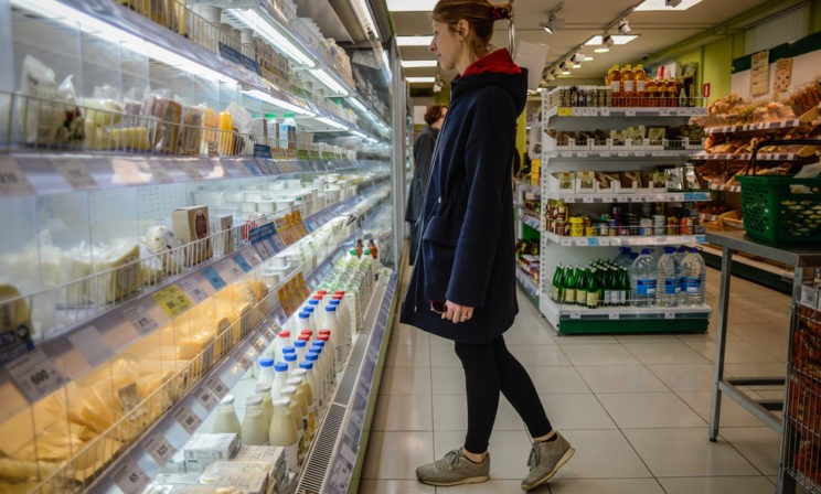 «Хватит ли нам продуктов, если закроют границы?» Кто и как контролирует поставки во время эпидемии