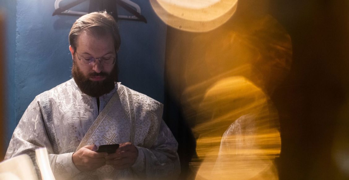 Исповедь онлайн и жизнь прихода в самоизоляцию. Как пандемия изменила жизнь Церкви