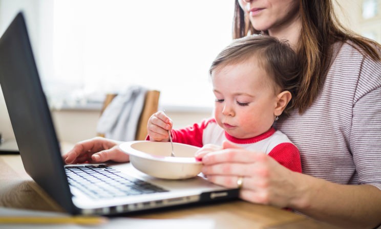 Как работать дома, если у вас маленькие дети. 10 советов от опытных родителей-фрилансеров