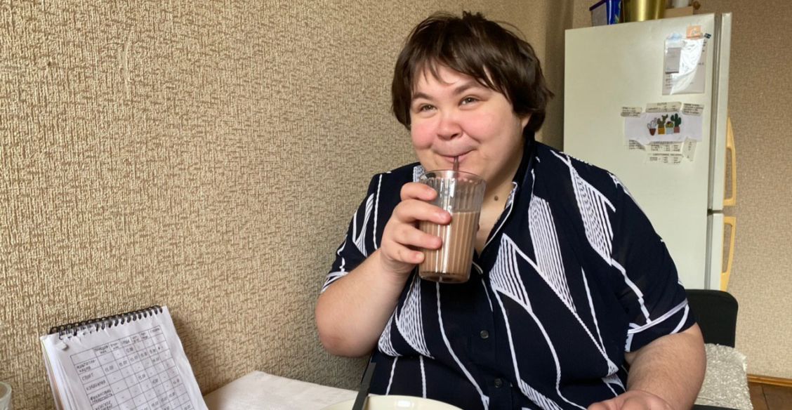 «Света каждый день говорит, что не хочет в ПНИ». Как подопечные интернатов оказались в семьях в связи с карантином