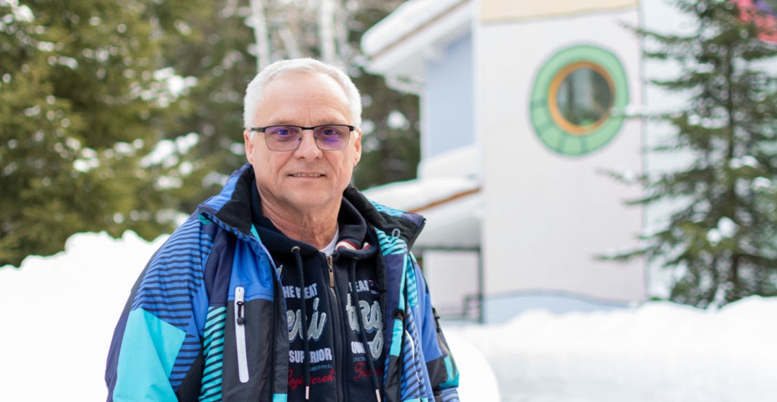 «Мы строили детский хоспис, а многие крутили пальцем у виска». Ушел из бизнеса, чтобы помогать детям