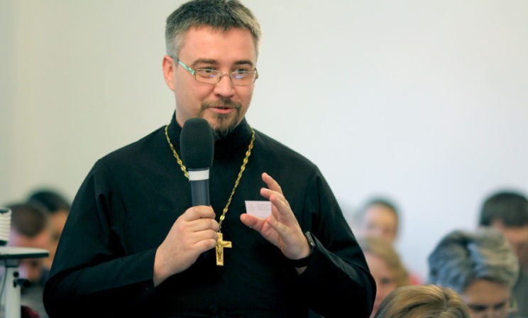 Протоиерей Димитрий Карпенко: Трудности прекратятся, а мы станем другими