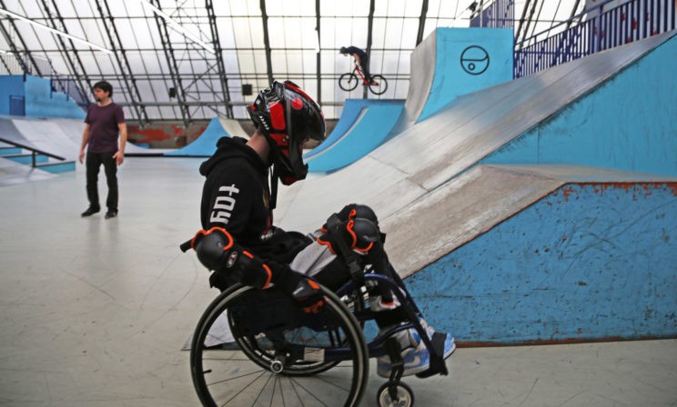 Про нас говорят: «Получили травму, еще и прыгают». Как в России появился экстрим на инвалидных колясках