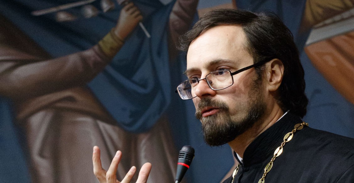 «Идеальных священников не бывает». Протоиерей Владимир Хулап — о том, как учат семинаристов во время эпидемии
