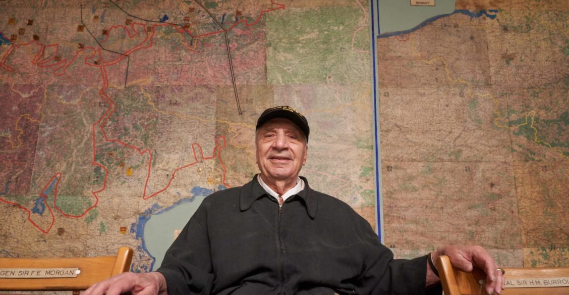 Человек, остановивший войну. 97-летний радист вспоминает закодированное сообщение
