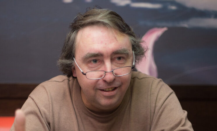 «Проблемы я воспринимаю как челлендж». Физик Андрей Ростовцев — об изоляции и оптимизме