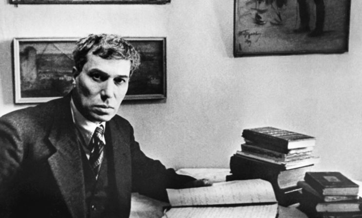 «Смерти не будет». Поэт, которого любили каторжники