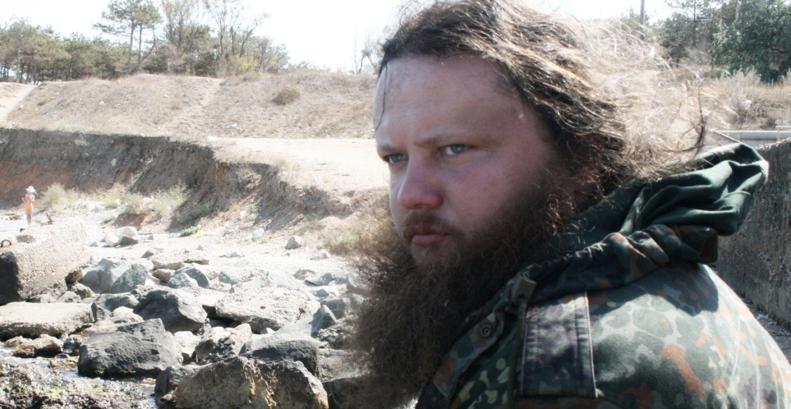 Построил храм, выпилил крест и Голгофу. Памяти священника Алексея Иродова