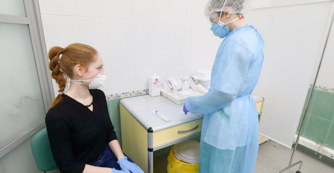 «Чтобы тесту можно было верить, переболеть должен каждый пятый». Что не так сегодня с анализом на антитела