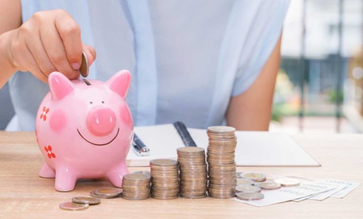 Избавьтесь от «денежных пылесосов», но не будьте к себе слишком строги. 10 способов пережить сложности с деньгами