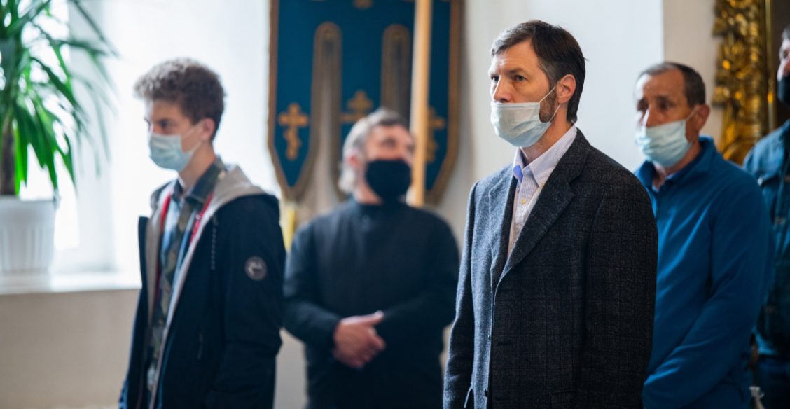 «Причастились, сели за компьютер и осудили всех». Что поняли люди, пока храмы были закрыты