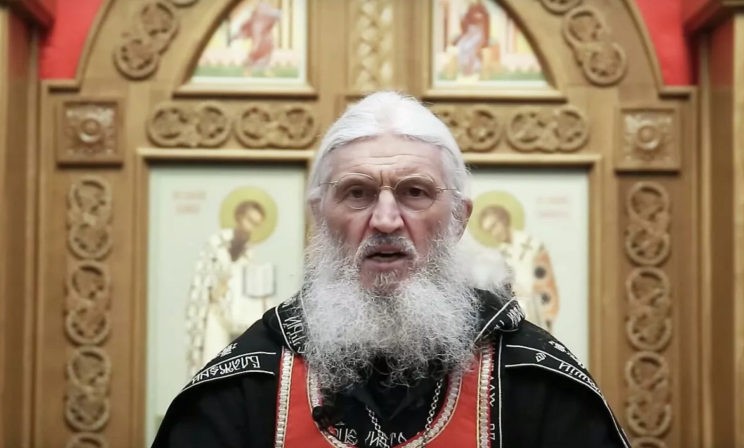 Бывший схиигумен Сергий призвал сторонников демонтировать 5G-вышки. Что о нем известно