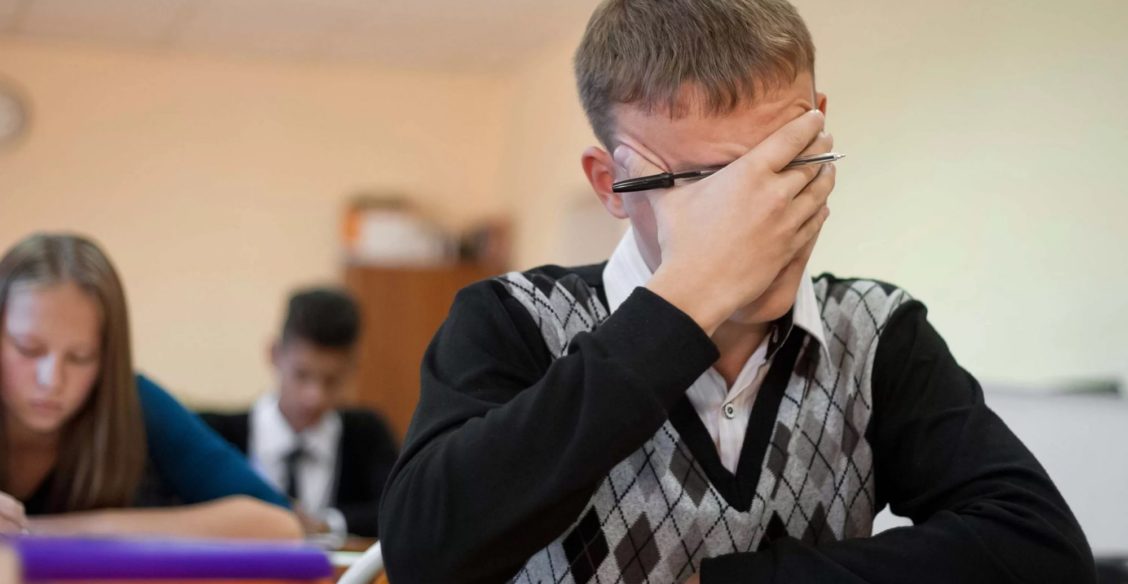 «Меня “завалят”, и я сойду с ума от горя». Архимандрит Андрей (Конанос) — о том, как пережить экзамены