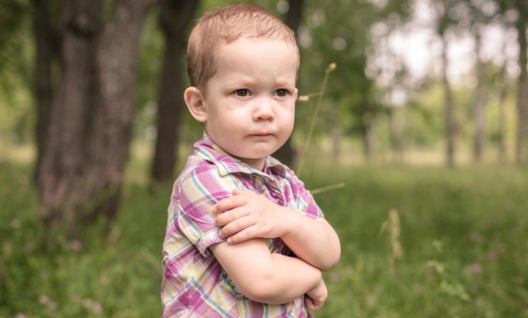 Саша все время теряет вес. Из-за муковисцидоза его организм не усваивает жиры и углеводы