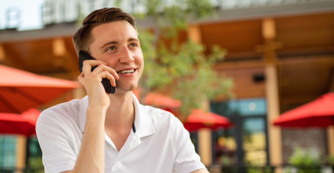 «Вам звонят из службы безопасности банка!» 7 остроумных ответов мошенникам