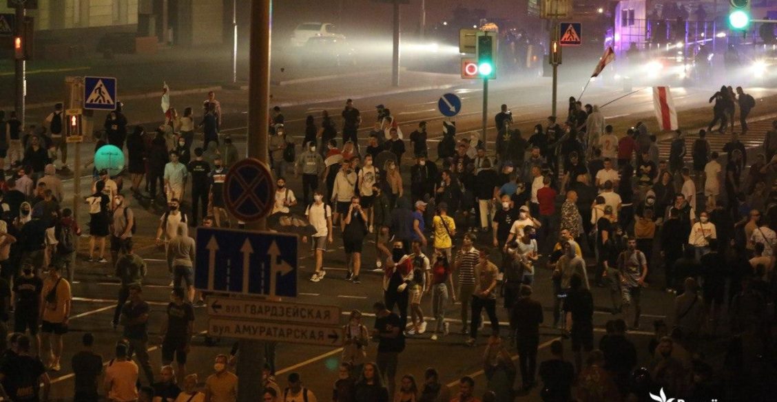 «Церковь вне политики, она просто говорит правду». Диакон Дмитрий Павлюкевич — о Евангелии и честных выборах в Беларуси