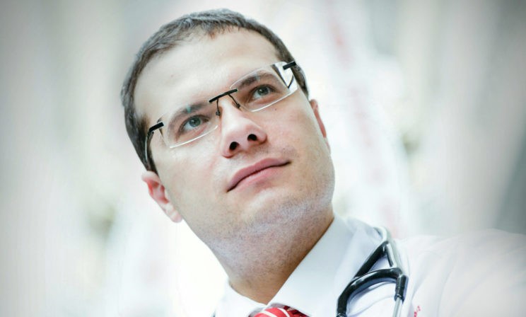 Раньше бы стукнули по столу: «Оперируйся, иначе умрешь». Можно ли самим пациентам делать выбор?