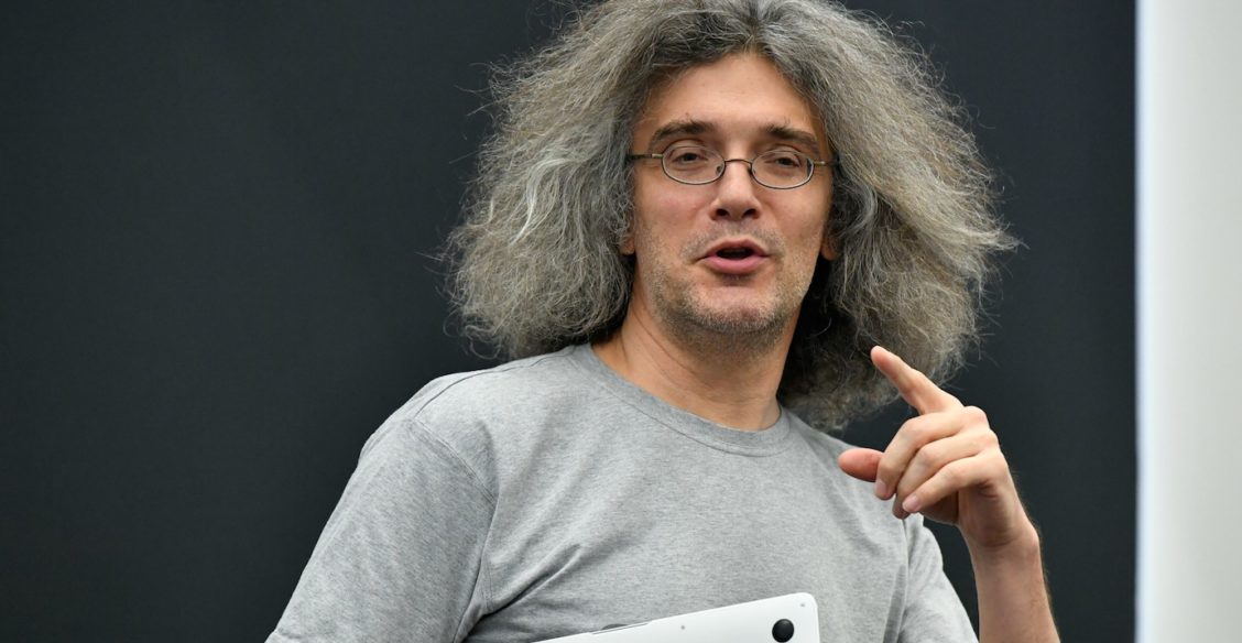 «Вряд ли она будет опасной, но может не работать». Молекулярный биолог Константин Северинов — о российской вакцине