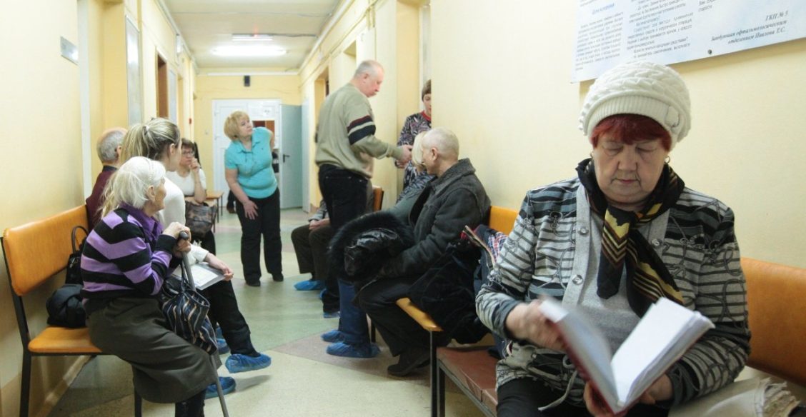 «Талон на три, и я войду!» Она ворвалась в кабинет, а потом пошла жаловаться главврачу