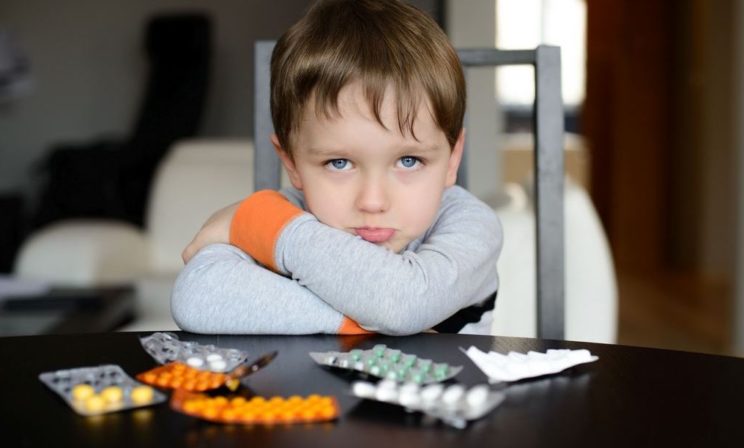 «Только после курса ноотропов наш ребенок заговорил». Что думают врачи о лекарствах, которые не изучены