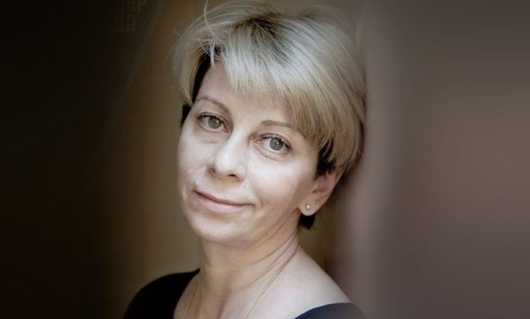 Дарил жене цветы с больничных клумб и не верил, что она умирает. Две истории из хосписа