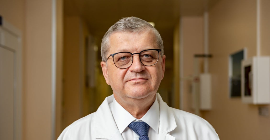 «Пациент вернулся из Европы, а мы уже 10 лет так не лечим!» Врач Владимир Мельниченко — о современной гематологии