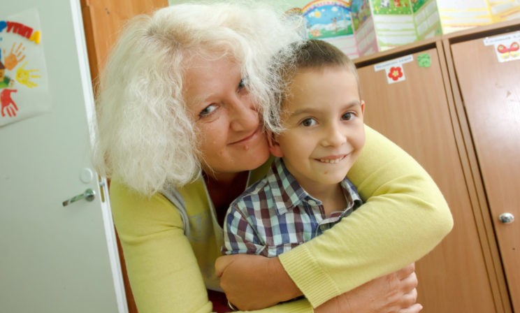 «Увидела ваш пост и хочу забрать ребенка». Томская журналистка через соцсети устроила в семьи 300 детей-сирот