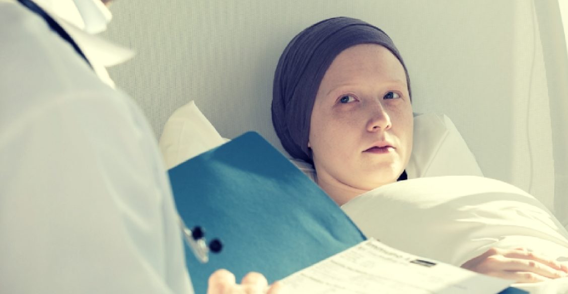 «Пациентов хотят сделать “крепостными”». Новый порядок помощи онкобольным лишает их выбора клиники