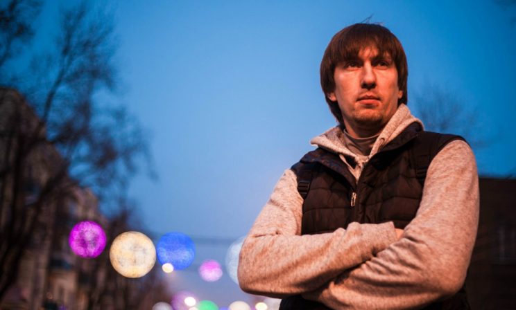 «Он был в коме три месяца, а потом открыл глаза». Детский реаниматолог — о силе детей, потерях и трагедии в Керчи