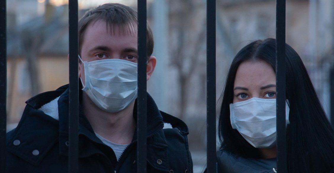 В России снова введут карантин? Помог ли он весной и что будет дальше