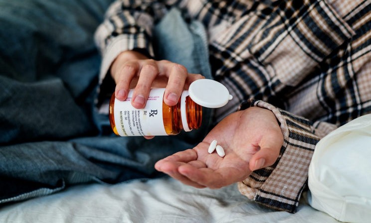 Врач назначил антибиотики при ковиде. Как их правильно принимать?