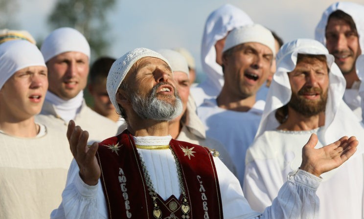 Слесарь из Минусинска назвал себя Виссарионом. Сектовед Андрей Солодков — о «Церкви последнего завета»