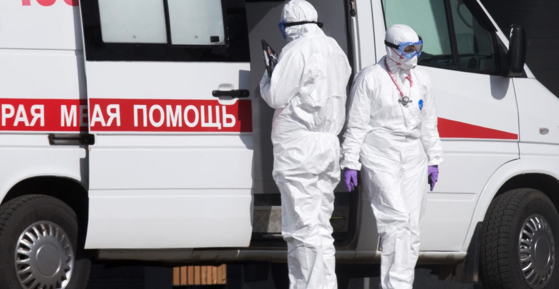 «Вы сначала лечите свой ковид, а потом — легкие». Что происходит с коронавирусом в Саратовской области