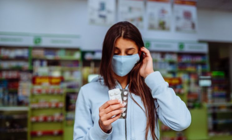 Теперь скупают антибиотики. Почему это может стать катастрофой