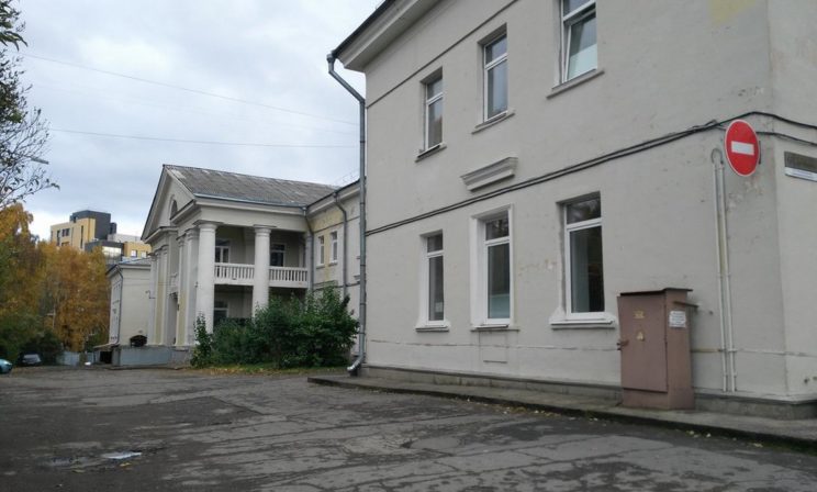 В Карелии уволили главврача инфекционной больницы. Еще 12 медиков ушли вслед за ним