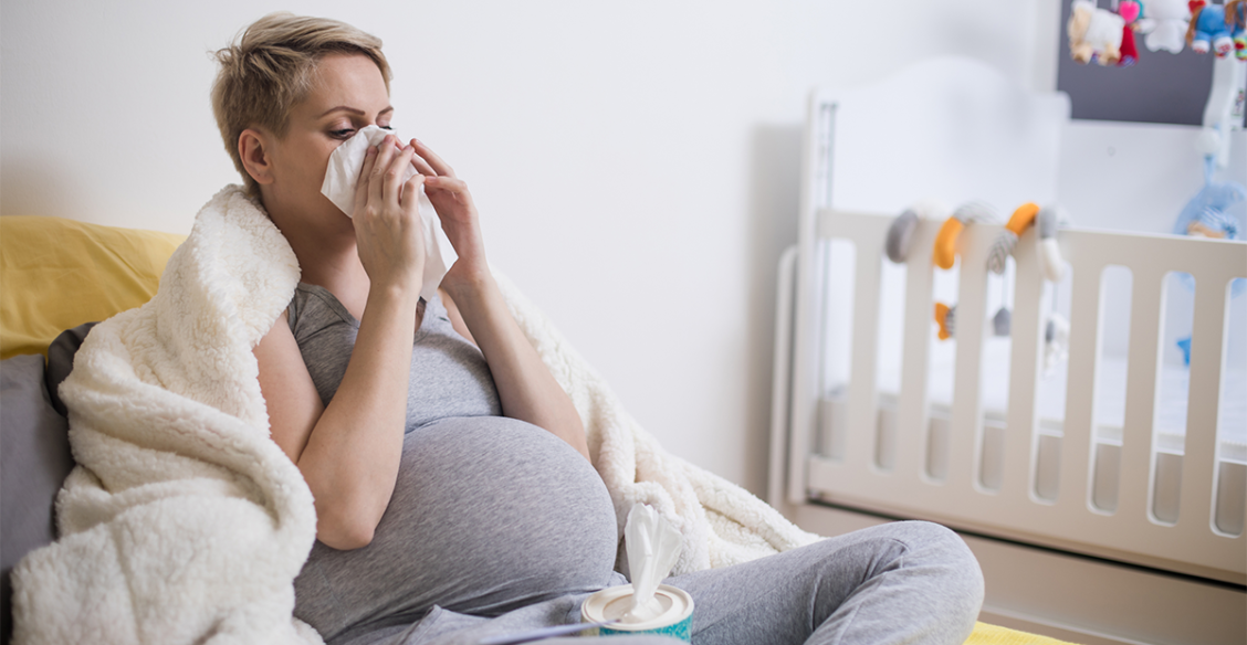В ожидании вируса. Как лечиться от ковида беременным и можно ли передать его ребенку