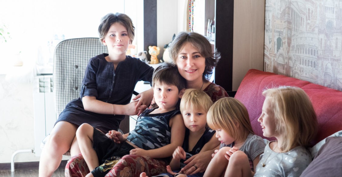 Новый дом Олеси. Как живет многодетная мама из Владивостока