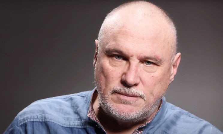 Чтобы петь народные песни, надо вырастить голос внутри. Музыкант Сергей Старостин