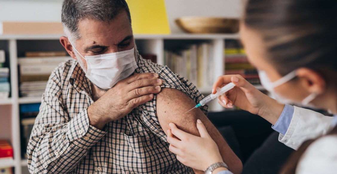 Я переболел коронавирусом. Мне надо делать прививку?