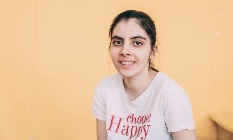 Сэма почти не говорит. Но в Центре адаптации она обрела друзей и стала счастливее