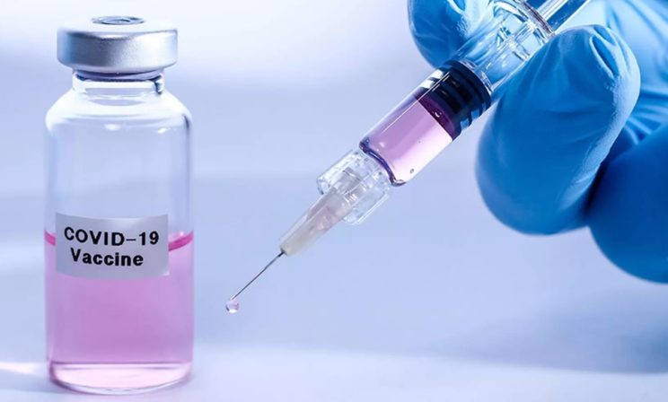 В чем смысл объединения вакцин «Спутник» и AstraZeneca. И спасут ли они от нового штамма